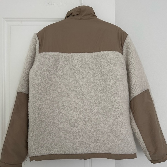 H&M men’s beige Sherpa fleece long sleeve zip jacket coat size medium - Picture 2 of 3